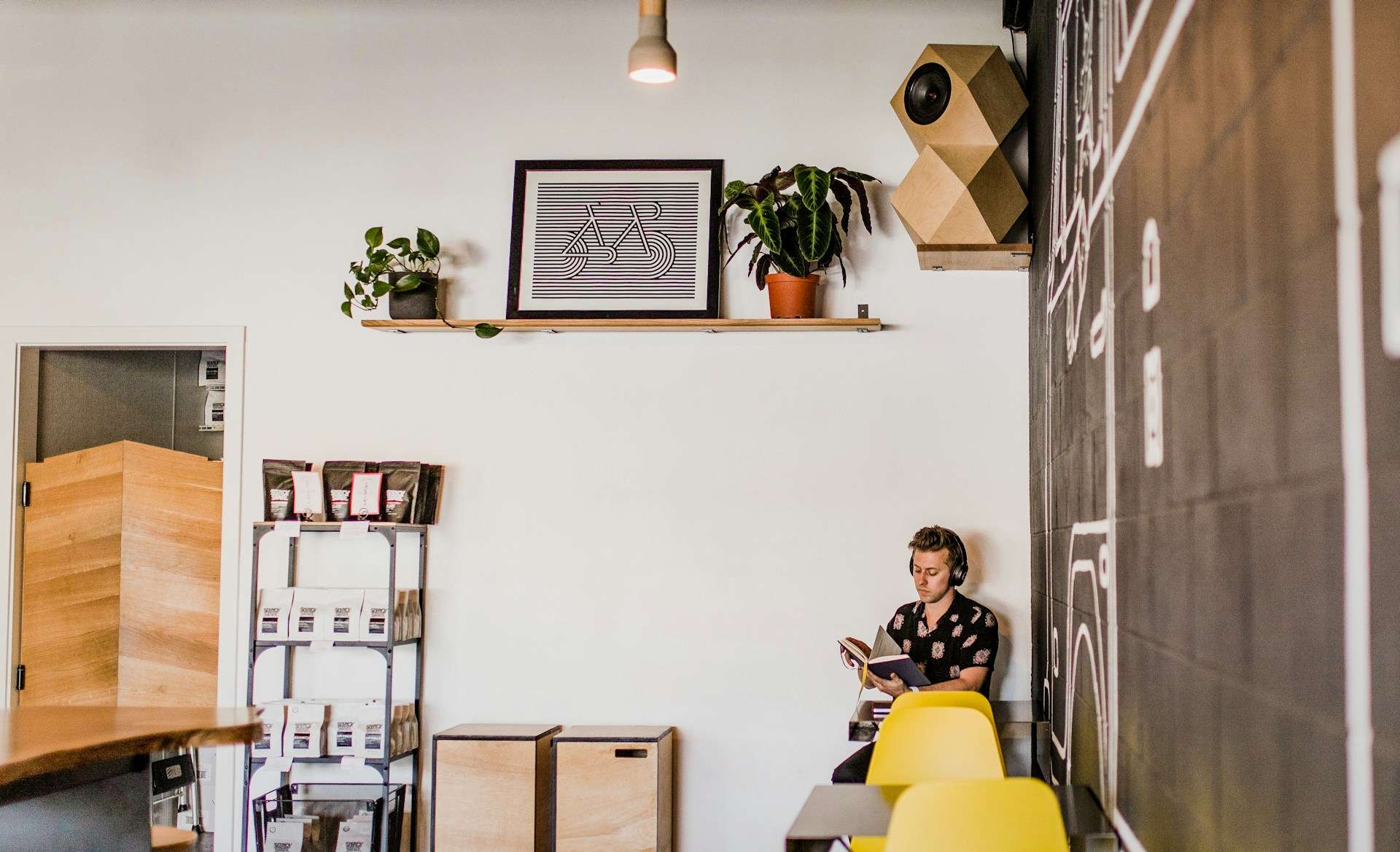 Corporate Apparel: Elevating Your Brand’s Professional Image